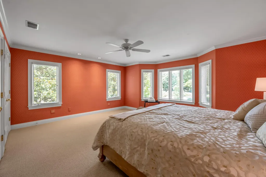 1884 Honey Spring Place Lexington KY 40502
