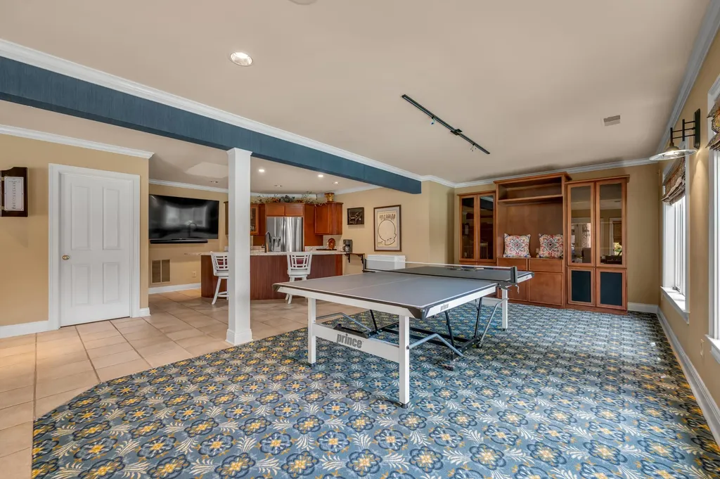 1884 Honey Spring Place Lexington KY 40502