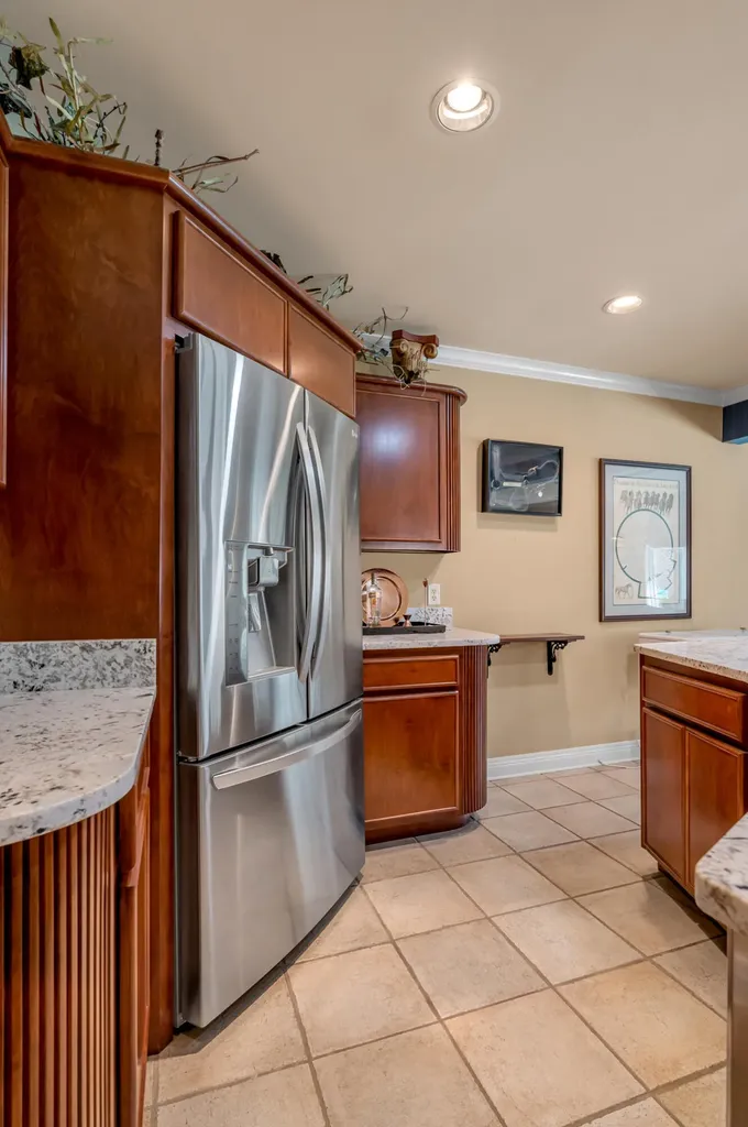 1884 Honey Spring Place Lexington KY 40502