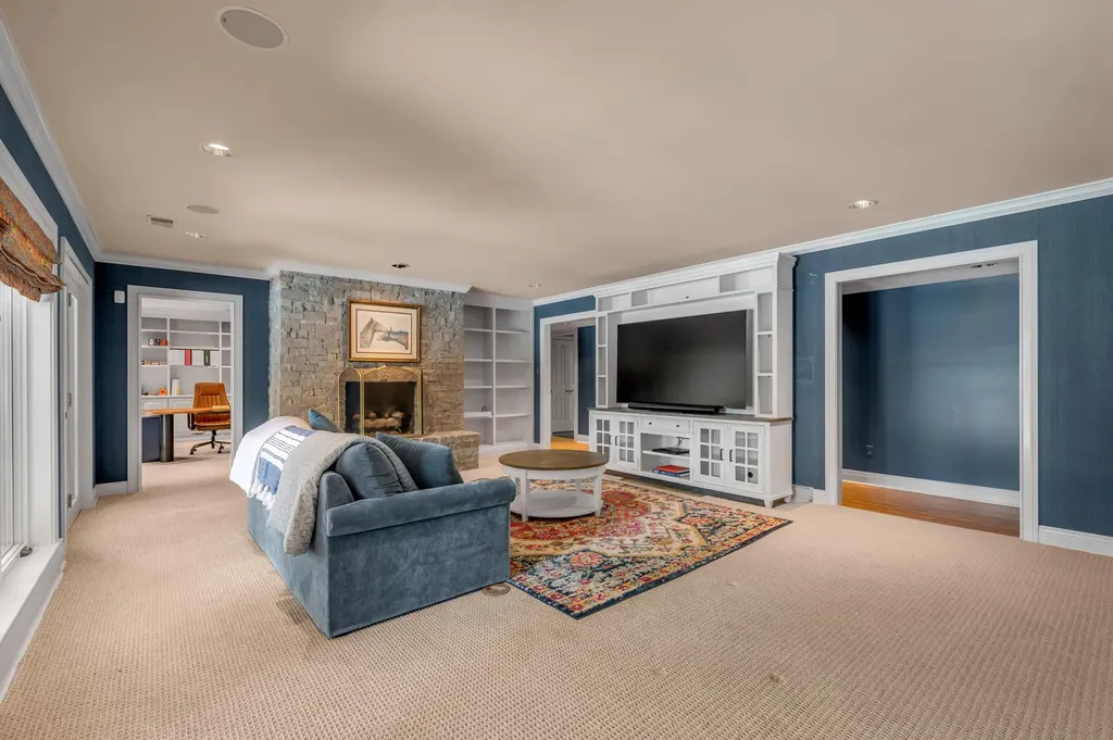 1884 Honey Spring Place Lexington KY 40502