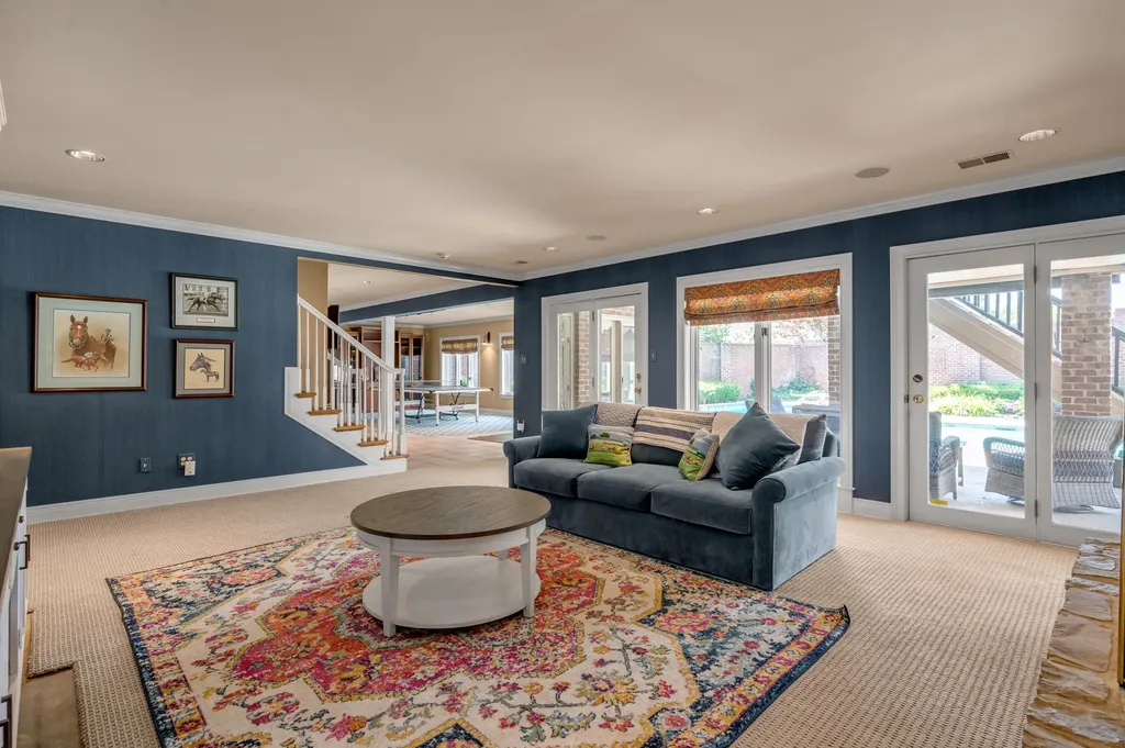 1884 Honey Spring Place Lexington KY 40502