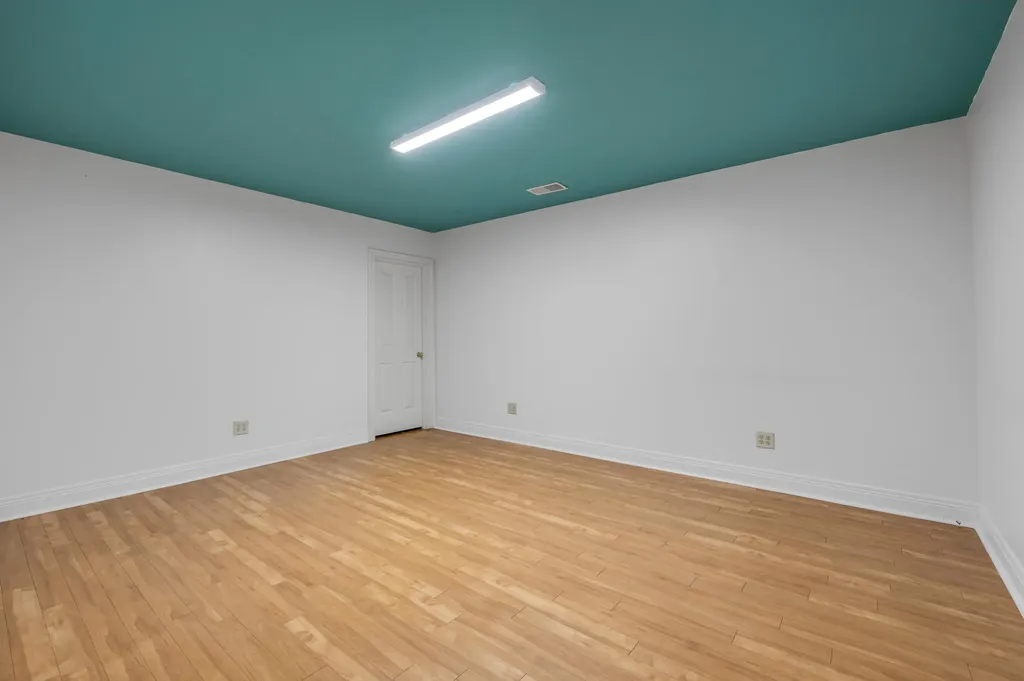 1884 Honey Spring Place Lexington KY 40502