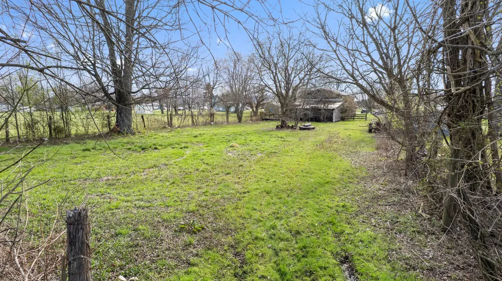 11164 Kentucky 57 Tollesboro KY 41189