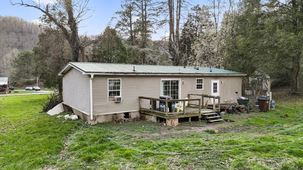 1450 Lower Cane Creek Road Stanton KY 40380