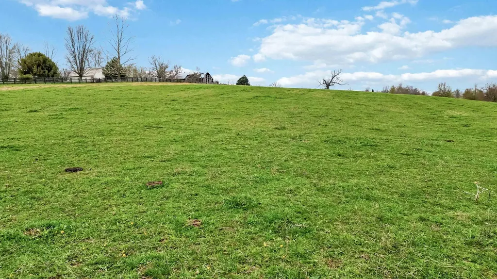 4247 Basin Springs Road Winchester KY 40391