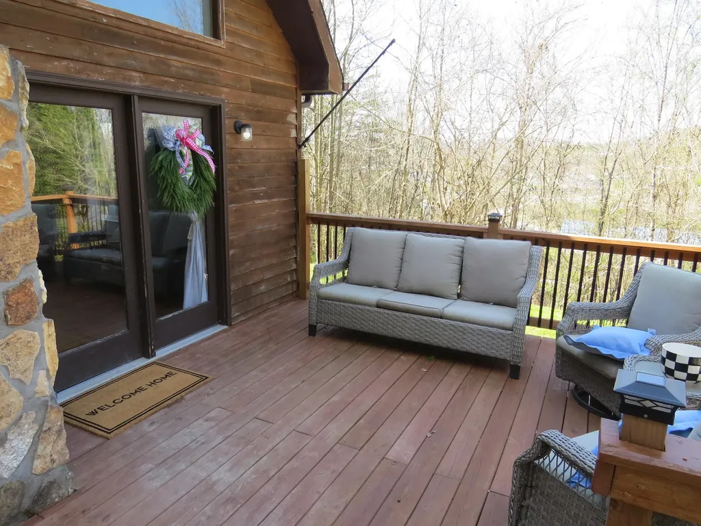 142 Noeville Hollow Road Barbourville KY 40906
