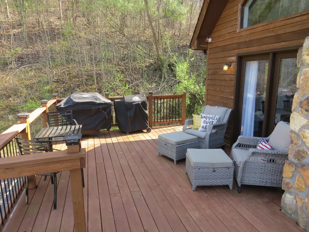 142 Noeville Hollow Road Barbourville KY 40906