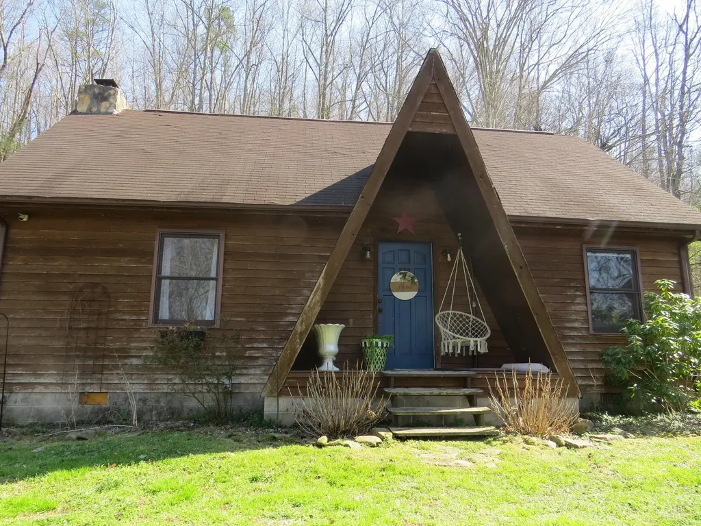 142 Noeville Hollow Road Barbourville KY 40906