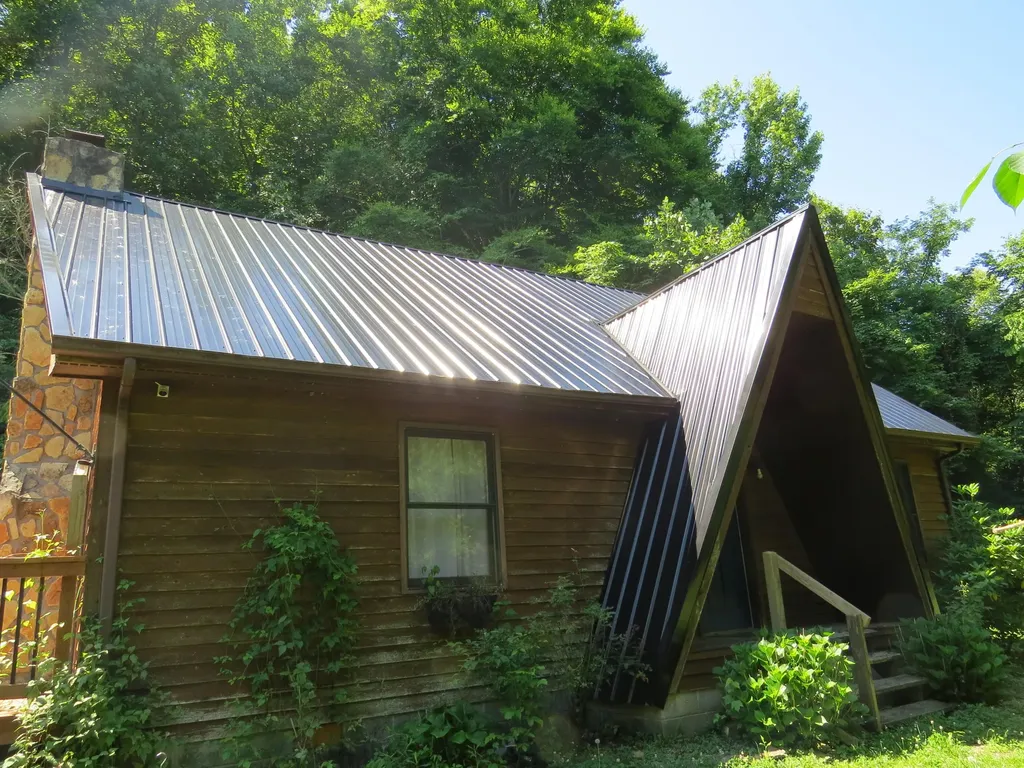 142 Noeville Hollow Road Barbourville KY 40906