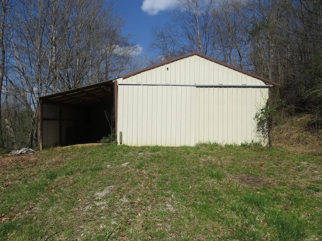 142 Noeville Hollow Road Barbourville KY 40906