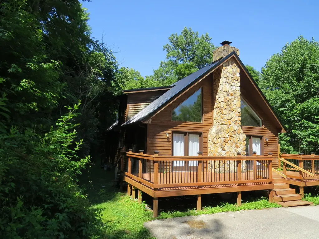 142 Noeville Hollow Road Barbourville KY 40906