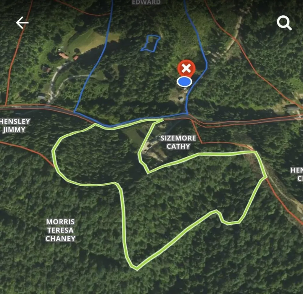 617 Walk Log Branch Road Beattyville KY 41311