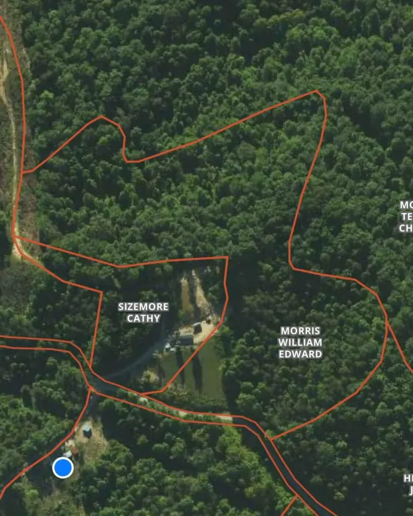 617 Walk Log Branch Road Beattyville KY 41311