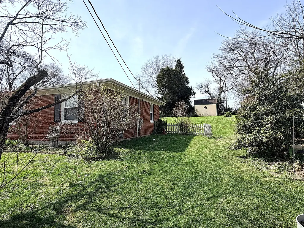 116 Elkhorn Drive Frankfort KY 40601