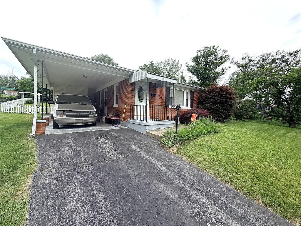 116 Elkhorn Drive Frankfort KY 40601