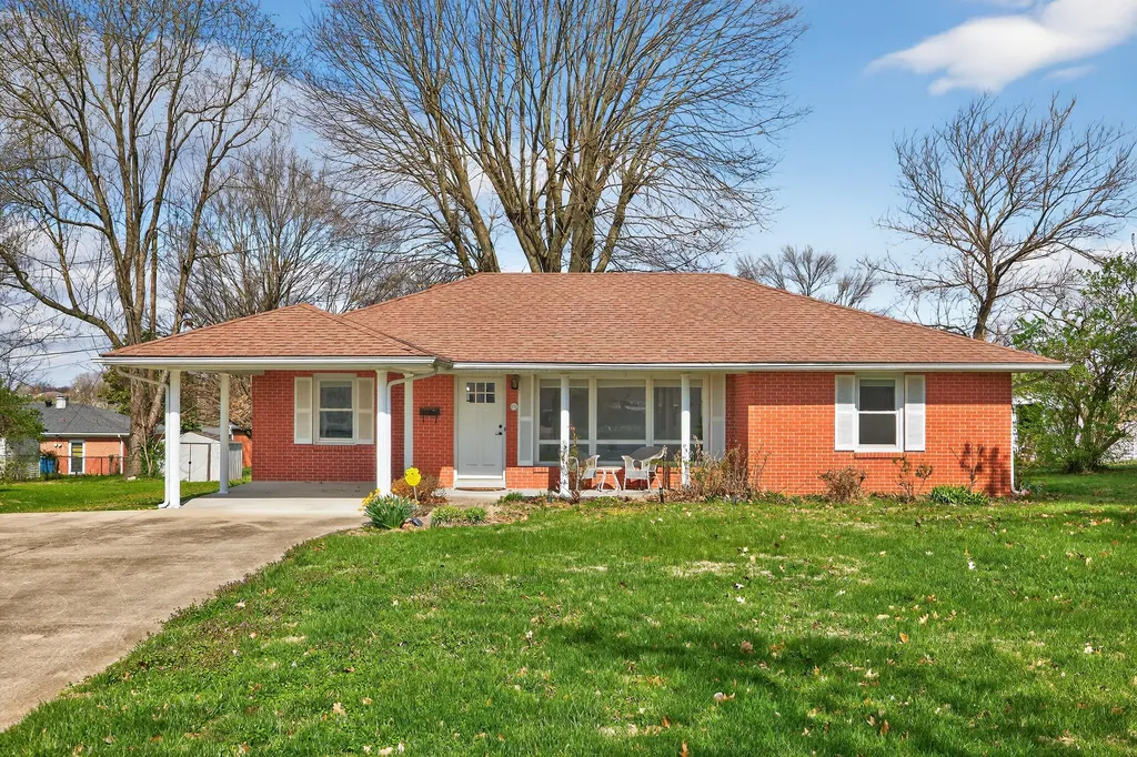 102 Donna Drive Lawrenceburg KY 40342