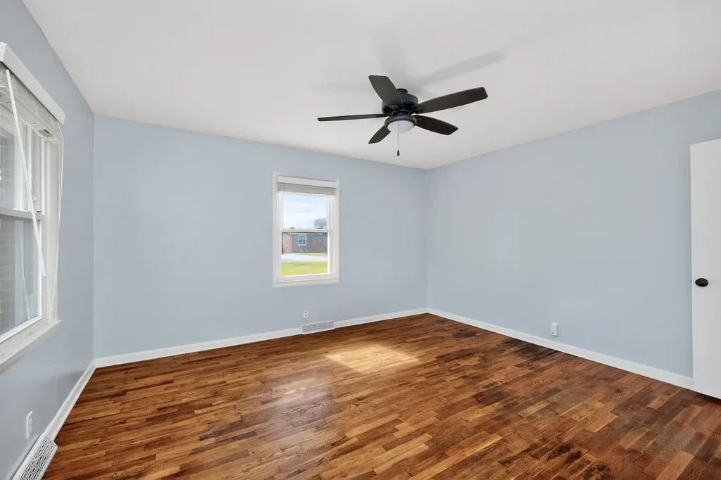 102 Donna Drive Lawrenceburg KY 40342