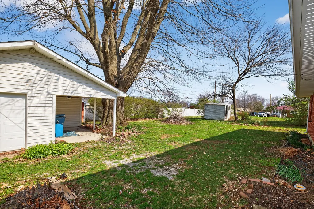 102 Donna Drive Lawrenceburg KY 40342