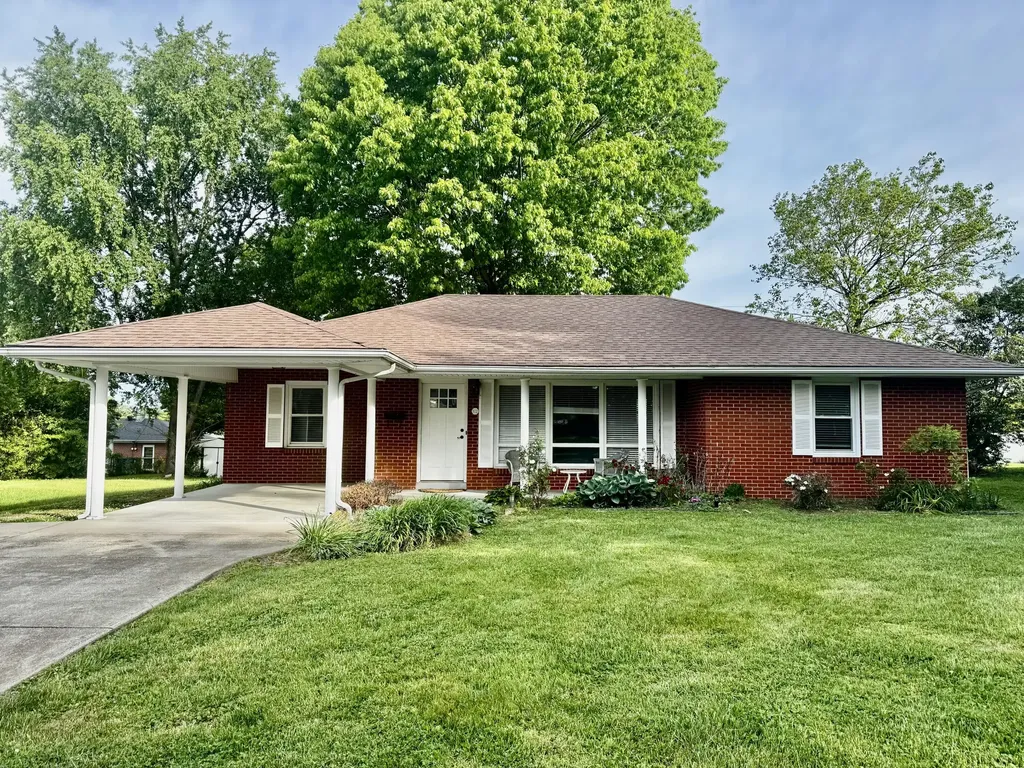 102 Donna Drive Lawrenceburg KY 40342
