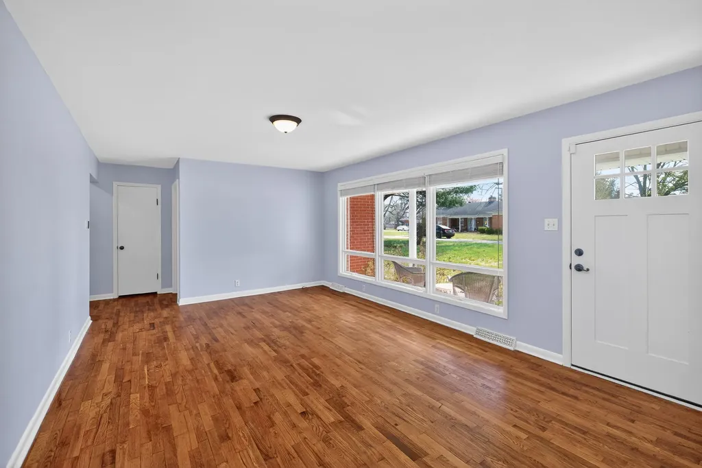 102 Donna Drive Lawrenceburg KY 40342