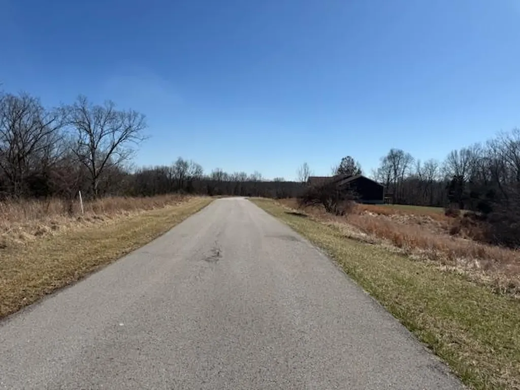 7 Landings Court Willisburg KY 40078