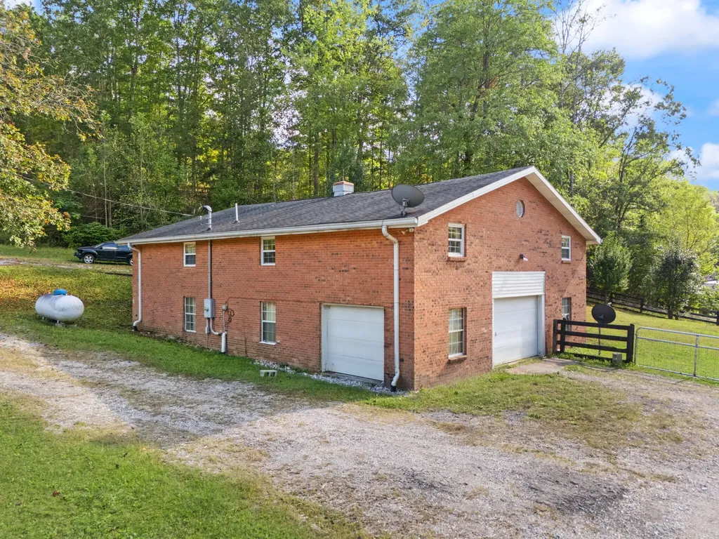 1429 Brush Creek Road Clay City KY 40312