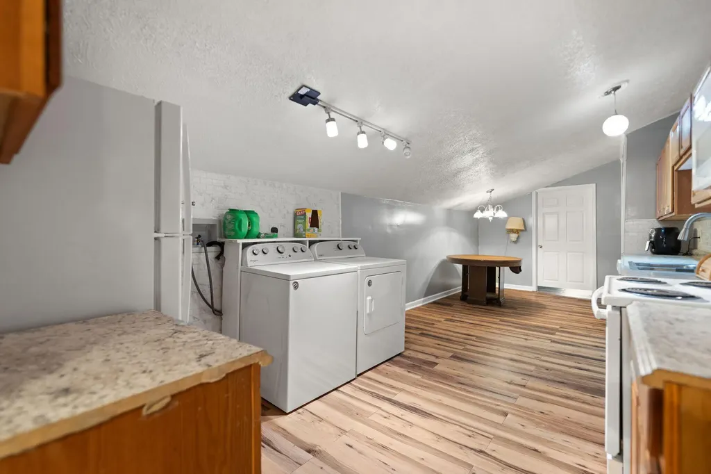 1429 Brush Creek Road Clay City KY 40312