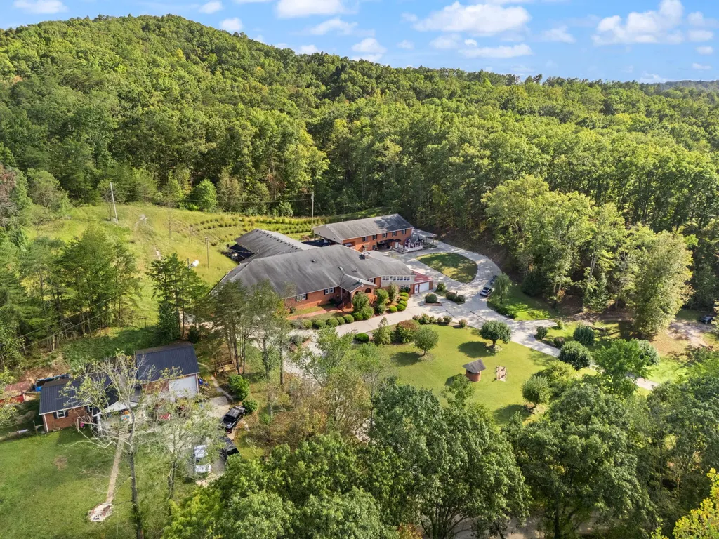 1429 Brush Creek Road Clay City KY 40312