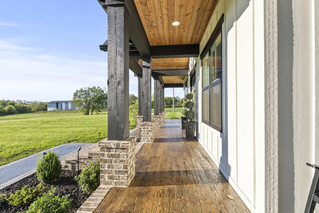 1160 Dry Fork Road Danville KY 40422