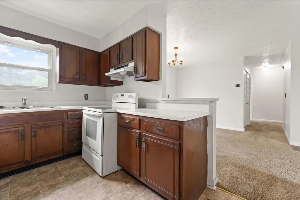 517 Line Creek Road Lily KY 40740