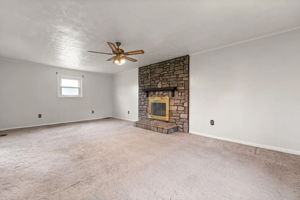 517 Line Creek Road Lily KY 40740