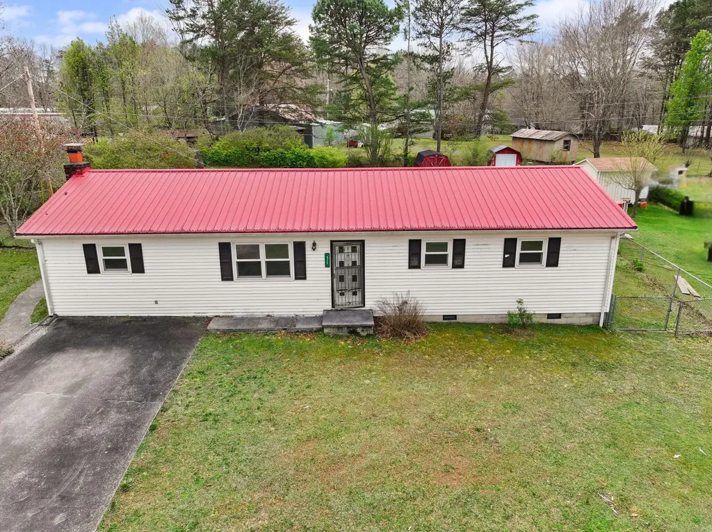 517 Line Creek Road Lily KY 40740