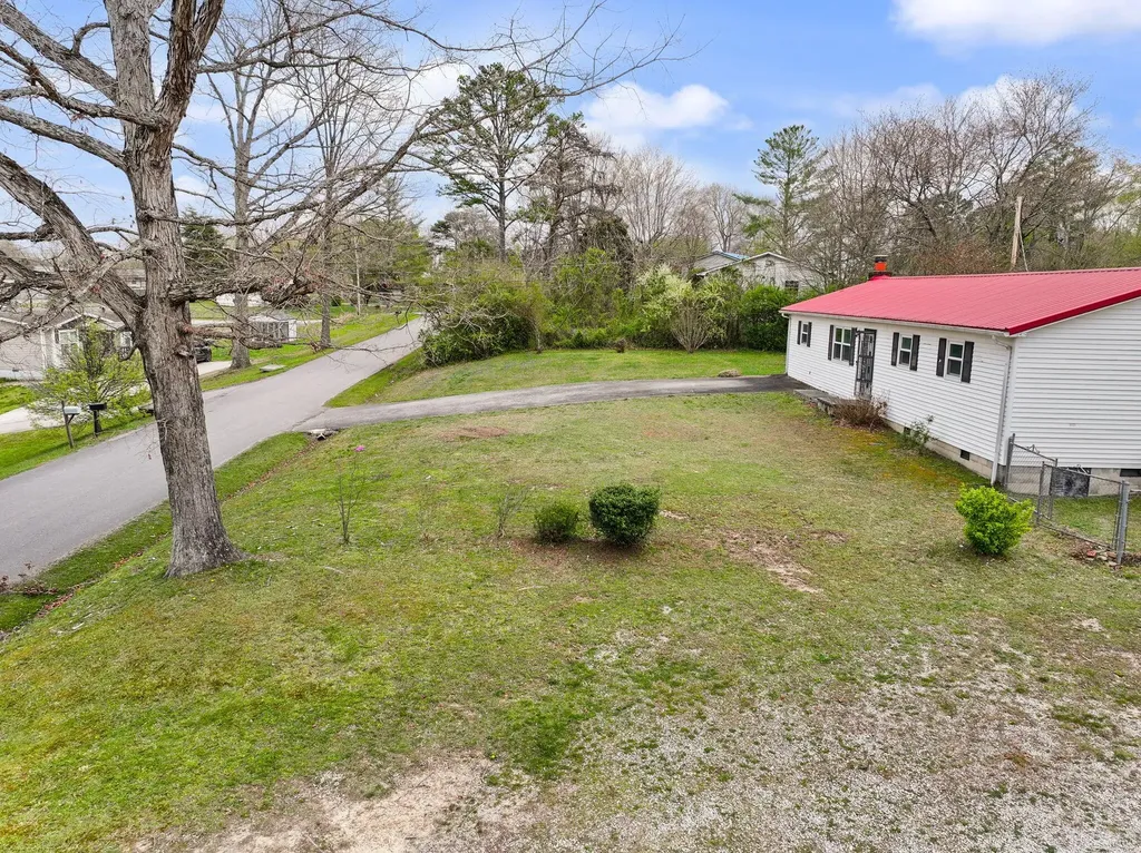 517 Line Creek Road Lily KY 40740
