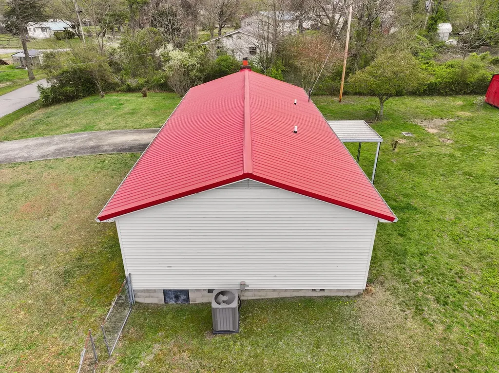 517 Line Creek Road Lily KY 40740