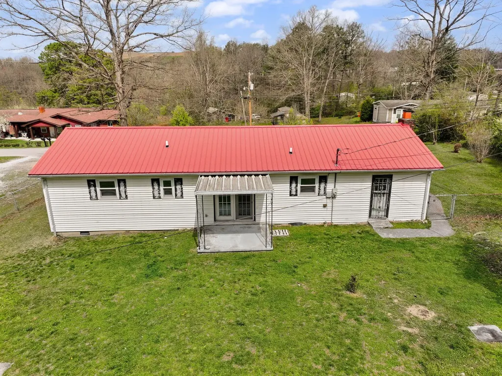 517 Line Creek Road Lily KY 40740