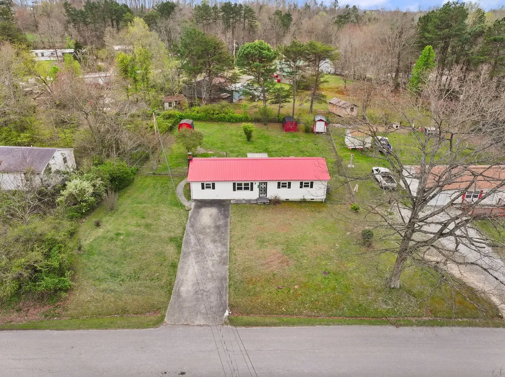 517 Line Creek Road Lily KY 40740
