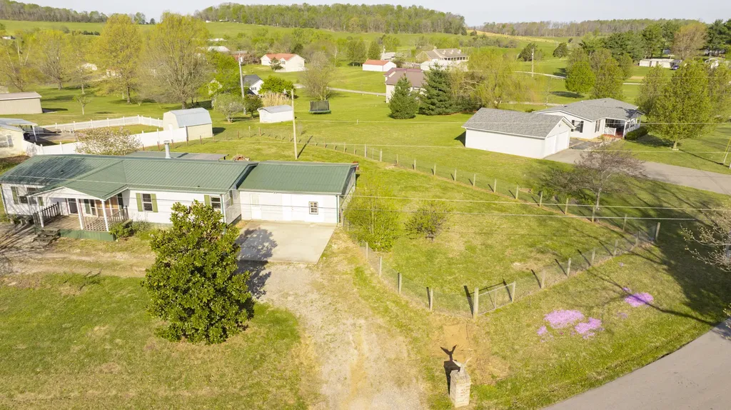 1015 Old Fall Creek Road Monticello KY 42633