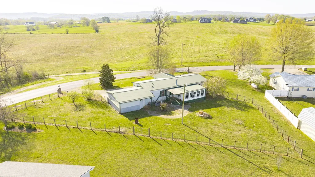 1015 Old Fall Creek Road Monticello KY 42633