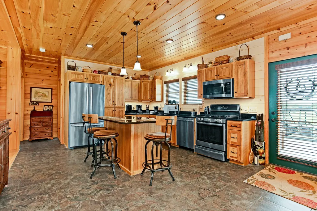 1572 Ashes Creek Lane Bloomfield KY 40008