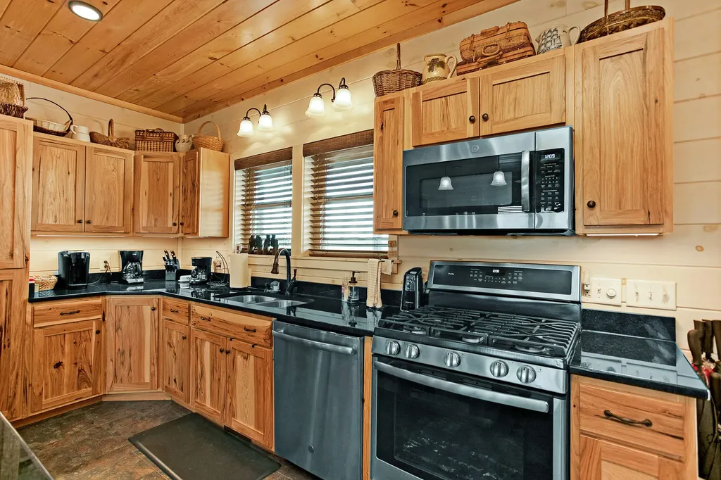 1572 Ashes Creek Lane Bloomfield KY 40008