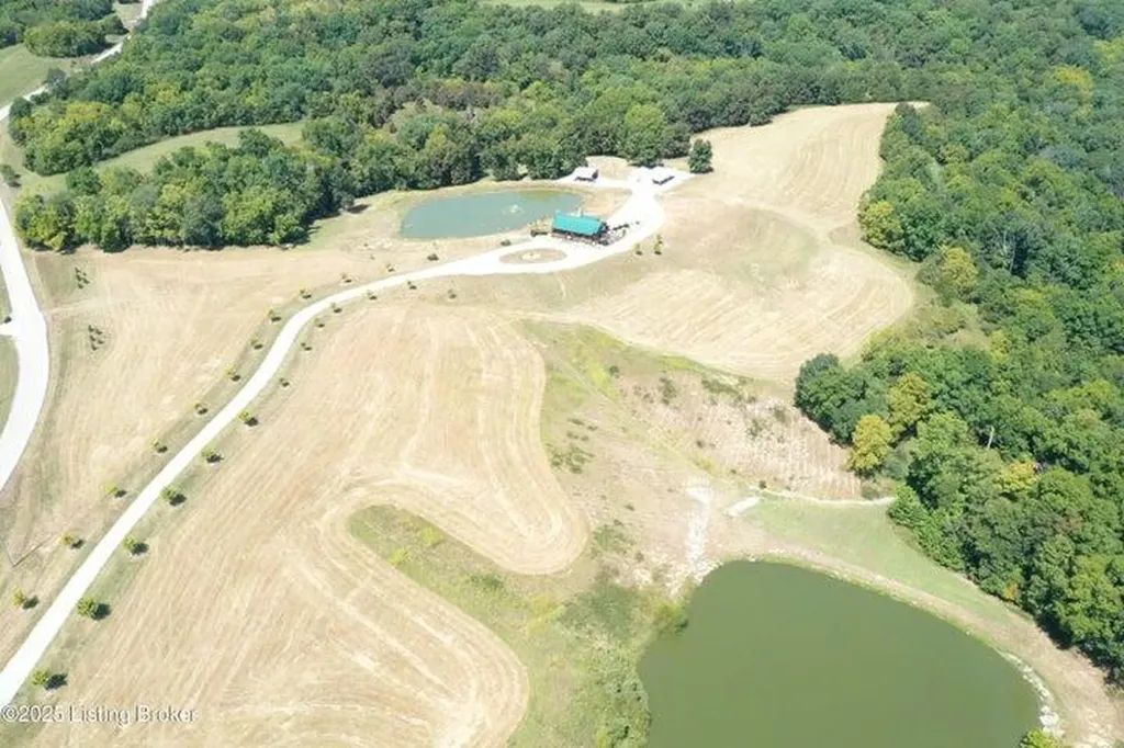 1572 Ashes Creek Lane Bloomfield KY 40008