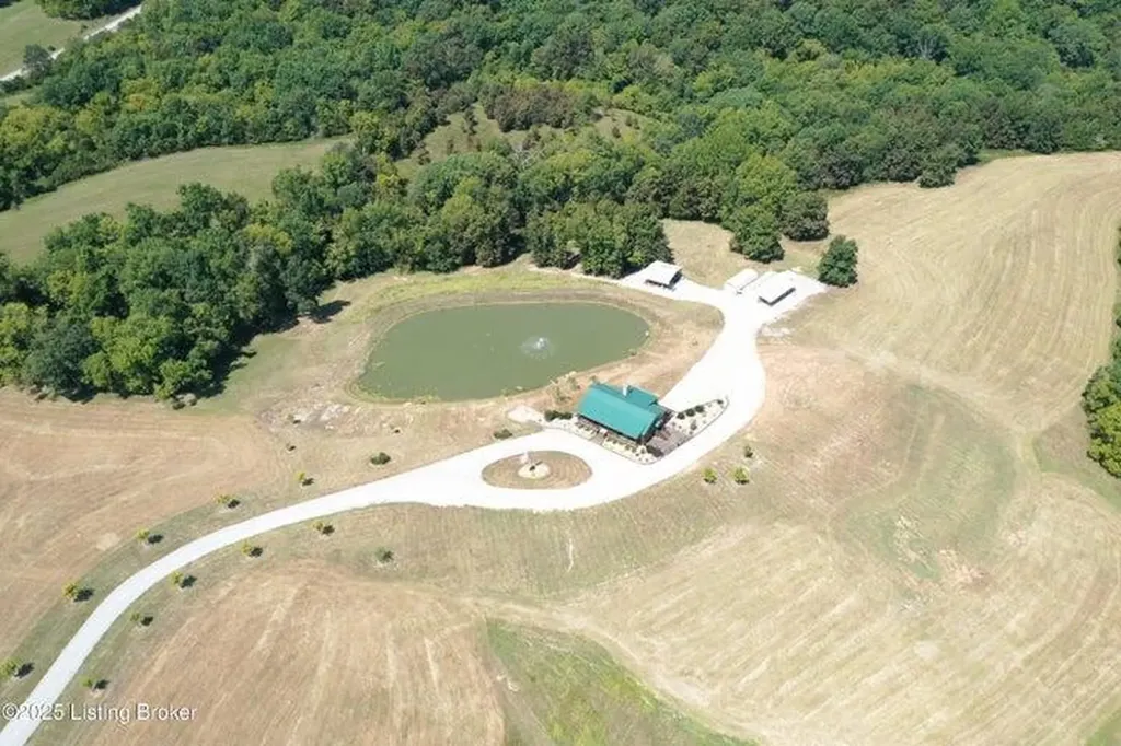 1572 Ashes Creek Lane Bloomfield KY 40008