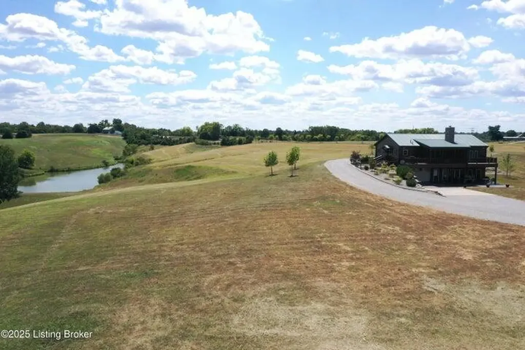 1572 Ashes Creek Lane Bloomfield KY 40008