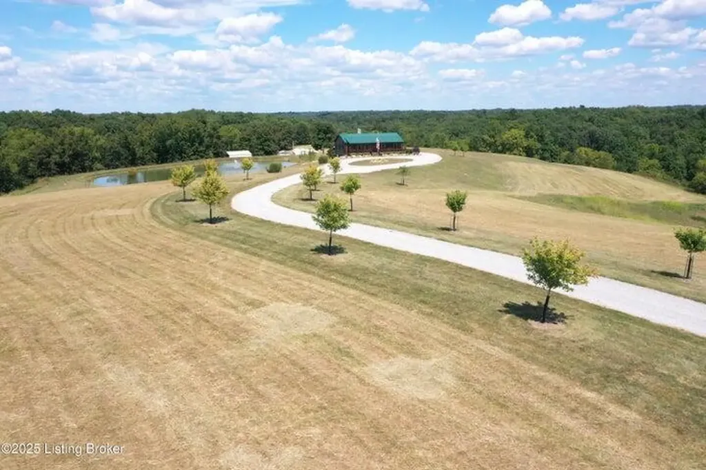 1572 Ashes Creek Lane Bloomfield KY 40008