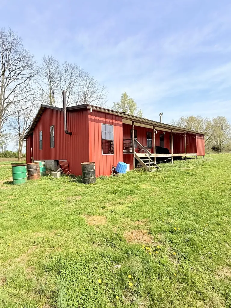 1013-C Salem Pike Cynthiana KY 41031