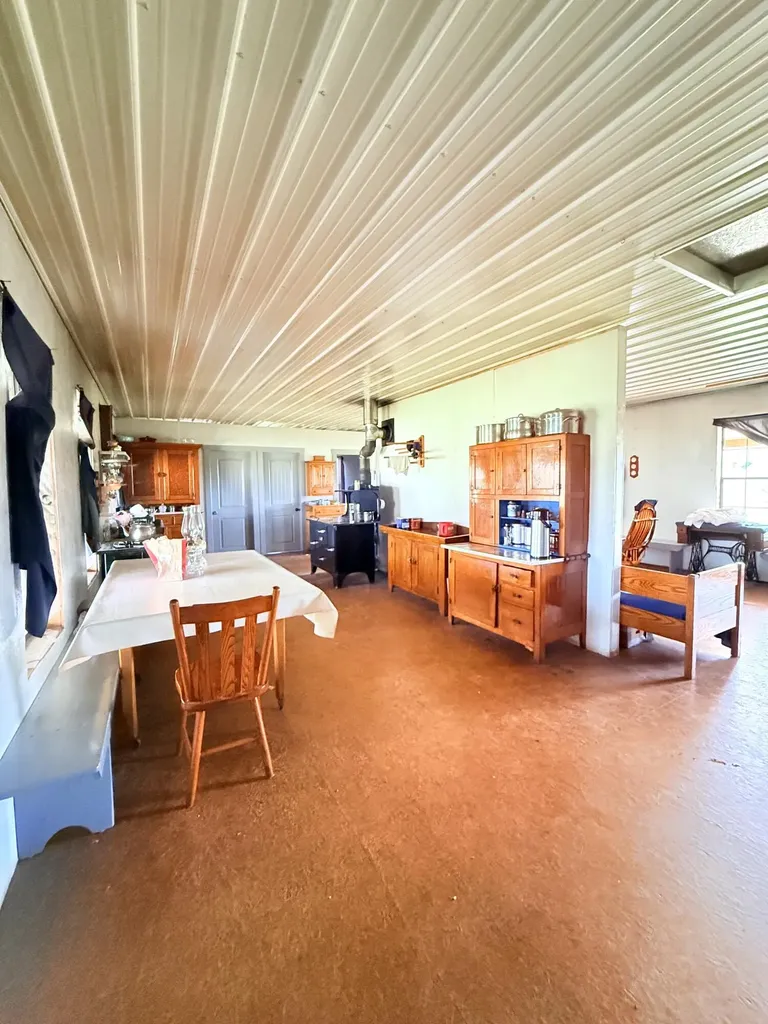 1013-C Salem Pike Cynthiana KY 41031