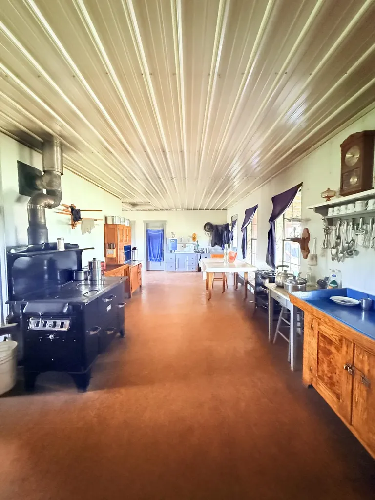 1013-C Salem Pike Cynthiana KY 41031