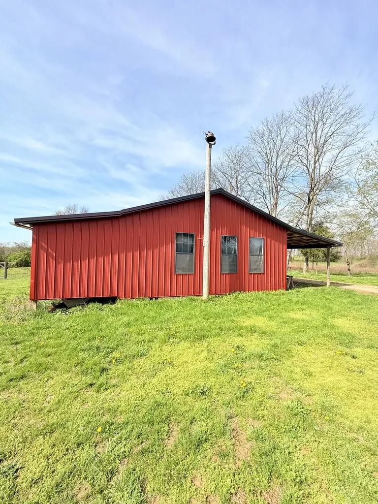 1013-C Salem Pike Cynthiana KY 41031
