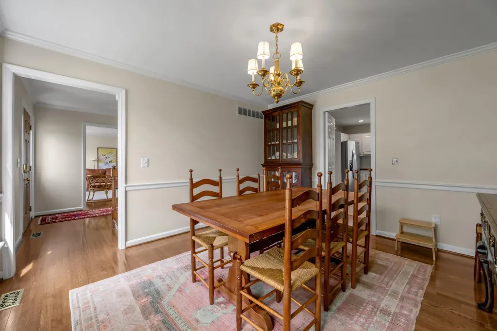 3004 Island Drive Lexington KY 40502