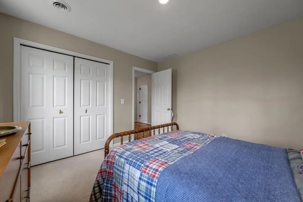3004 Island Drive Lexington KY 40502